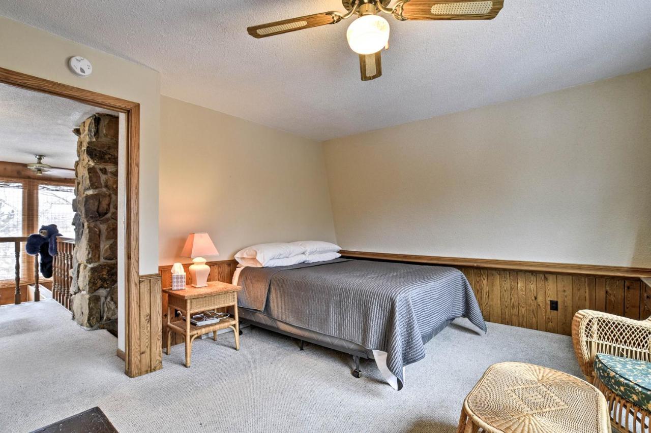 Lakeview 10-Acre Kimball Cabin With Private Beach! Exterior photo